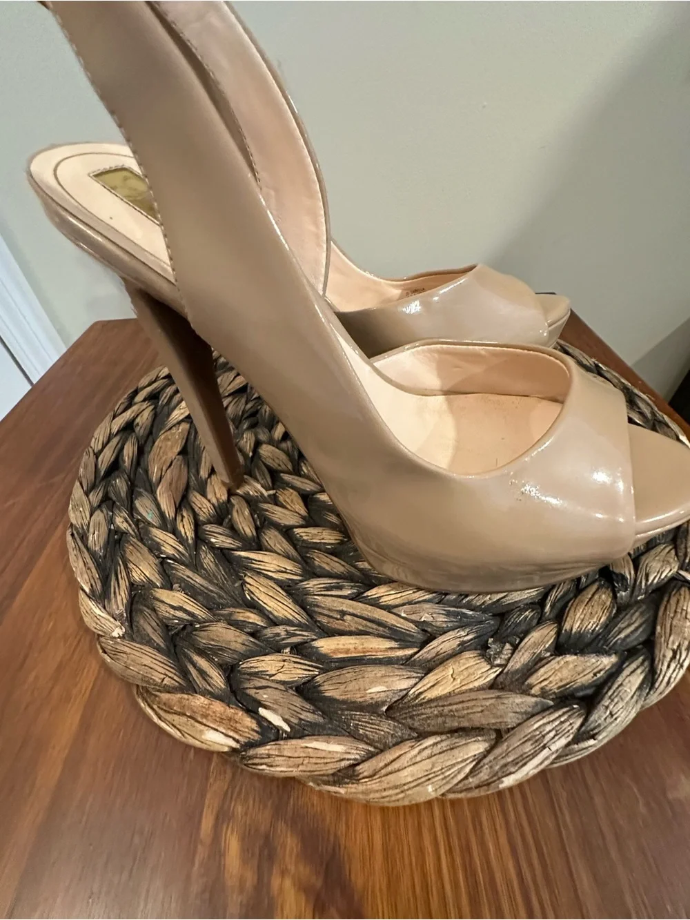 Jessica Simpson Sibilla Peep Toe Slingback Platform Pumps – Chai Latte – 7.5